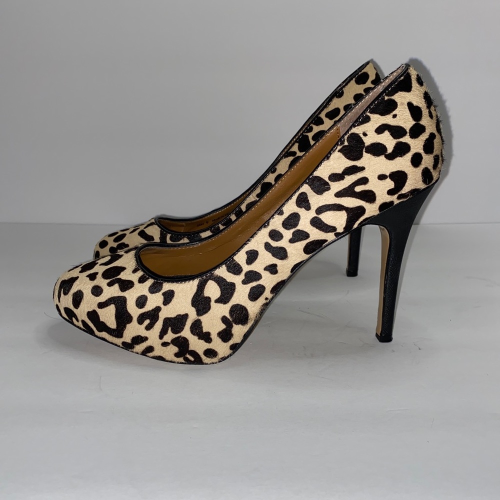 DV dolce vita animal print heels Size 9